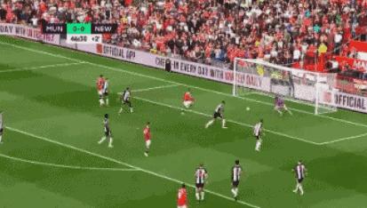 c罗足坛第一飞人,c罗是最全能的球员