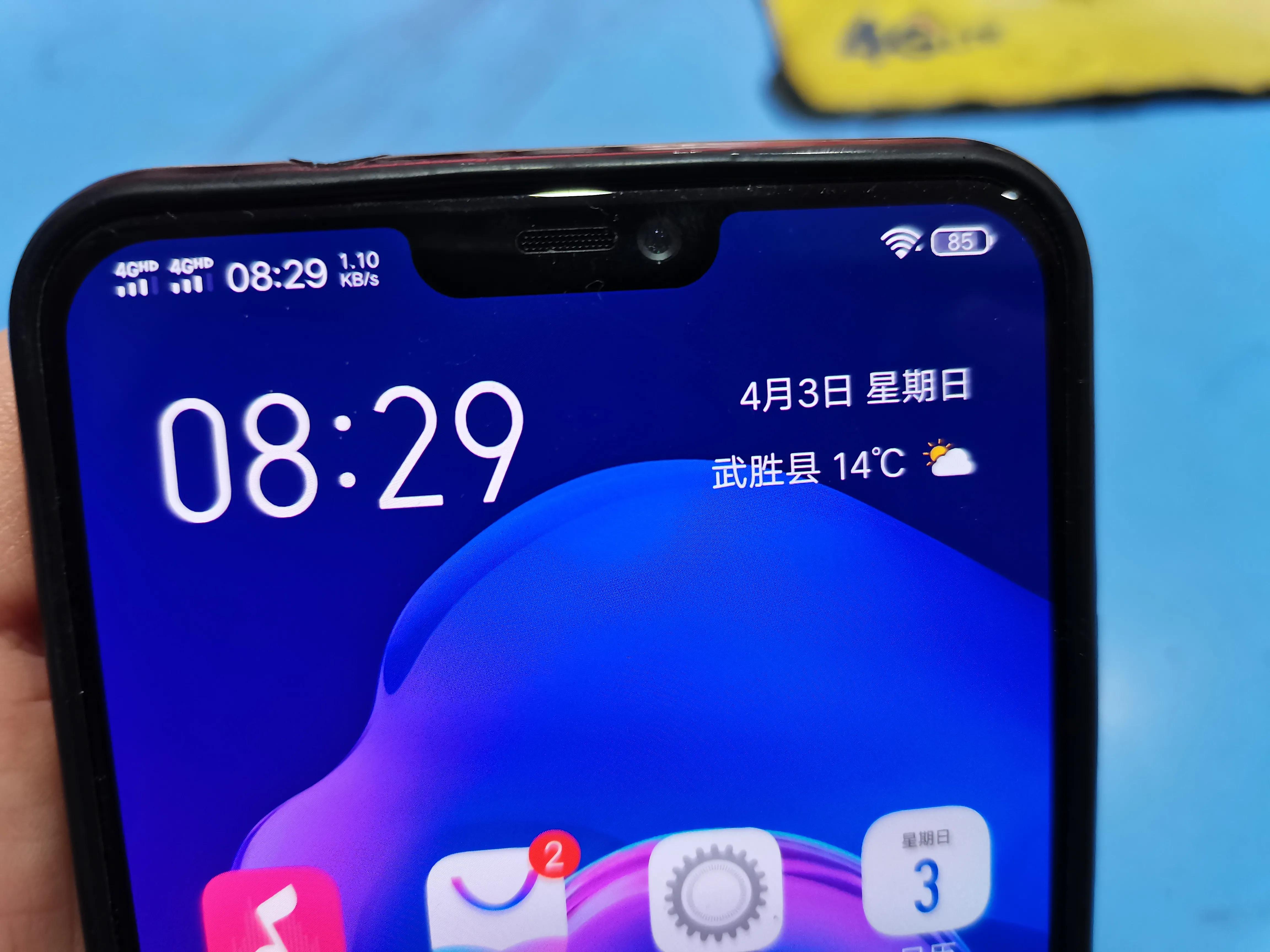 手机新换的电池要怎么充电更耐用,刚买回来的手机怎样充电