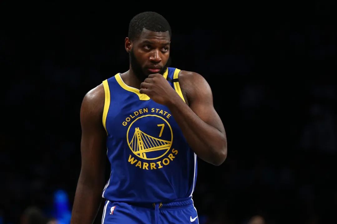 这一冠（2）|前路漫漫，破败中前行难掩快乐天赋