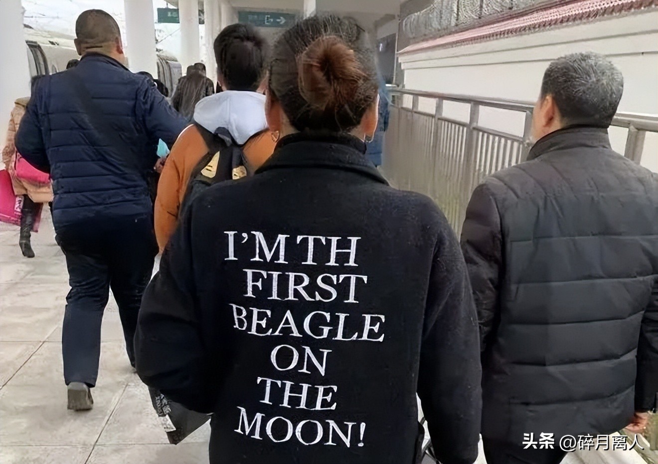 你扔掉二手衣服,决定非洲的街头潮流,2600万吨旧衣的商机