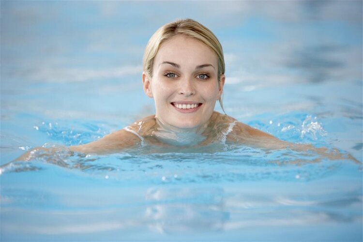 夜间腿抽筋一定是缺钙引起吗,夜间抽筋是不是缺钙