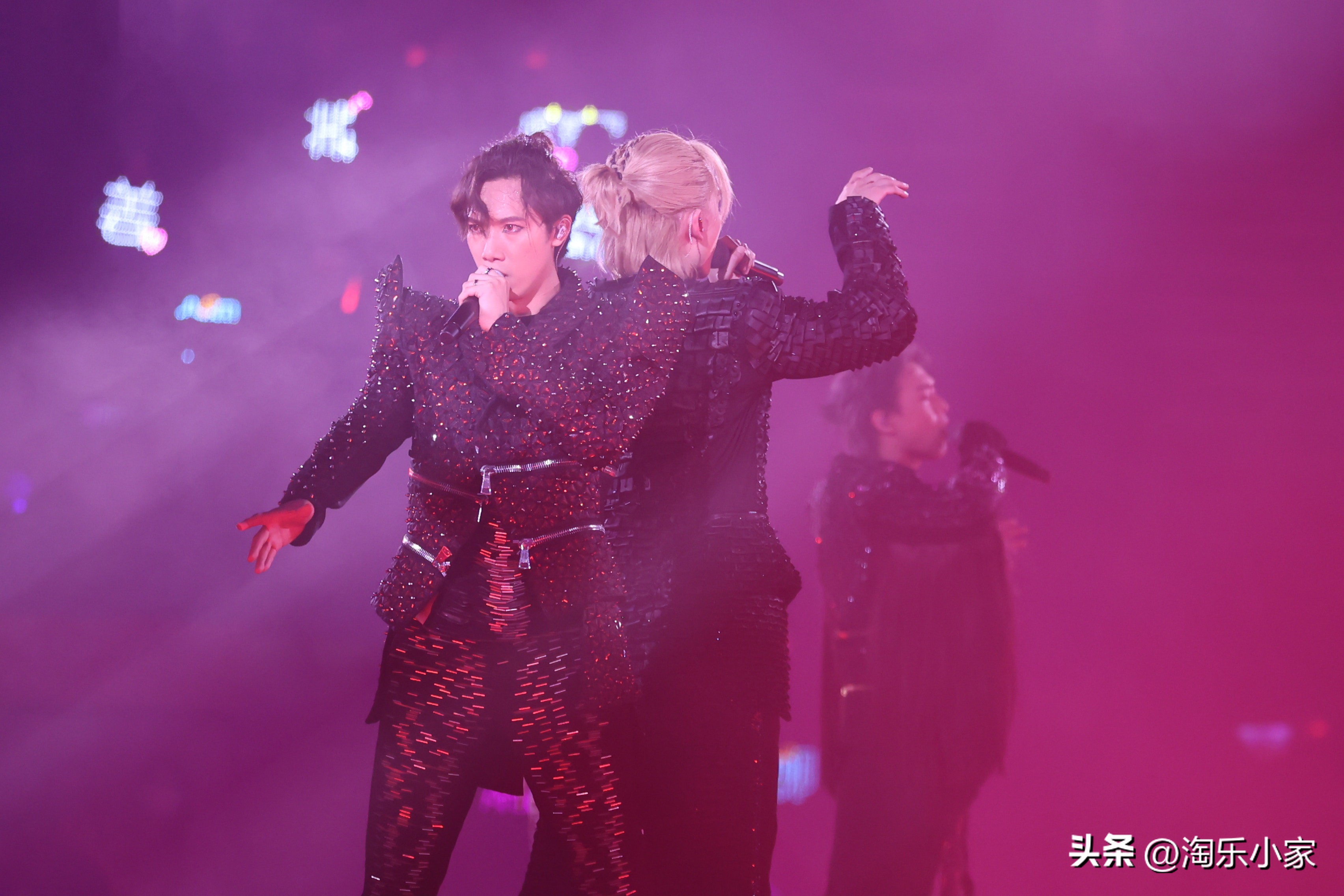 姜涛国际歌迷会激动澄清已退回票钱︰我们没骗人又没赚到钱