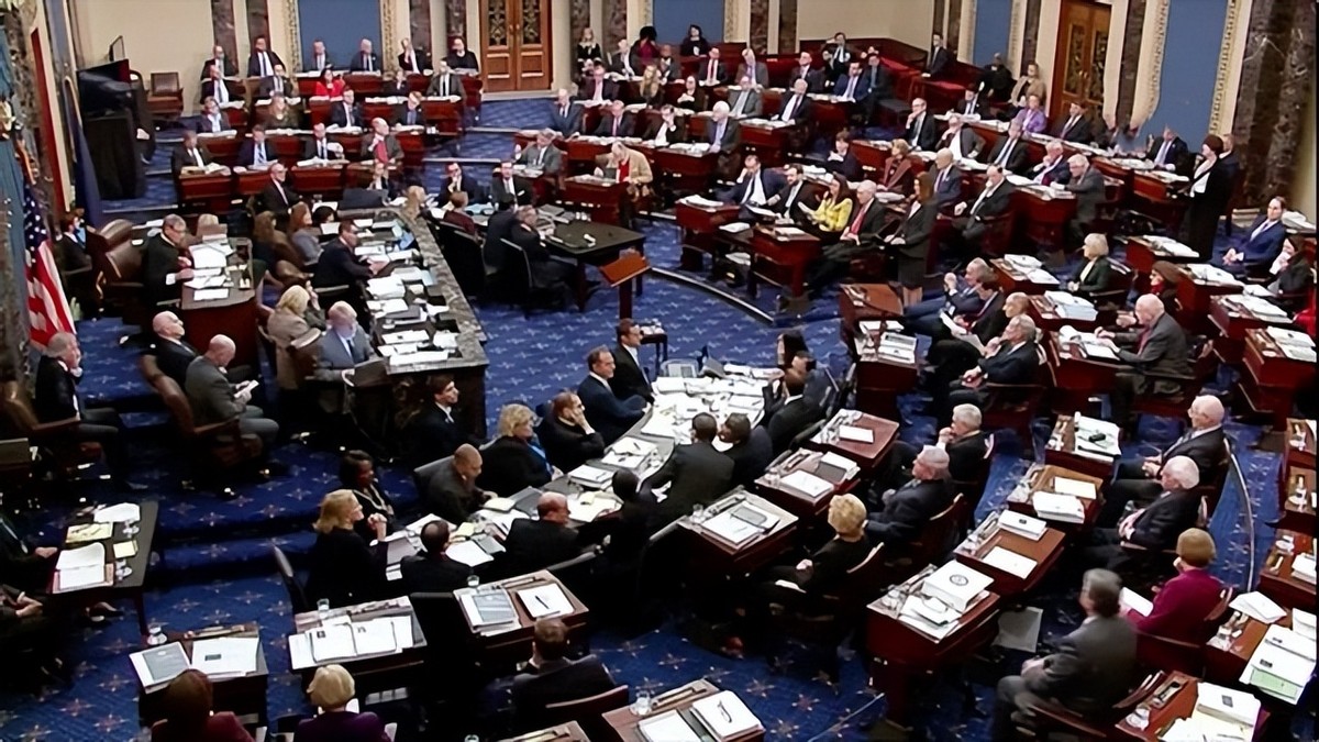 民族败类还敢祸国殃民？港独大佬曾遭晴天霹雳，苦苦哀求给条活路