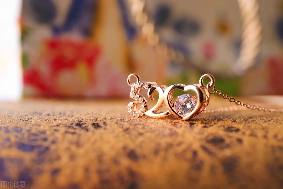 520朋友圈秀恩爱文案,520家人高级文案短句