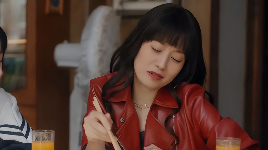 影视圈的6位“关系户”，个个靠爹妈强捧上位，演技看着让人难受