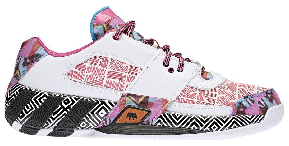 阿里纳斯篮球鞋回归,阿里纳斯篮球鞋纯黑