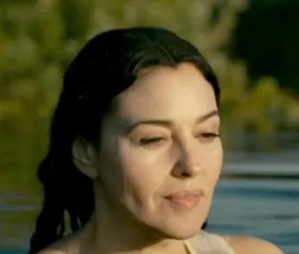 莫妮卡惊艳的电影镜头,莫妮卡最受争议的电影是哪部