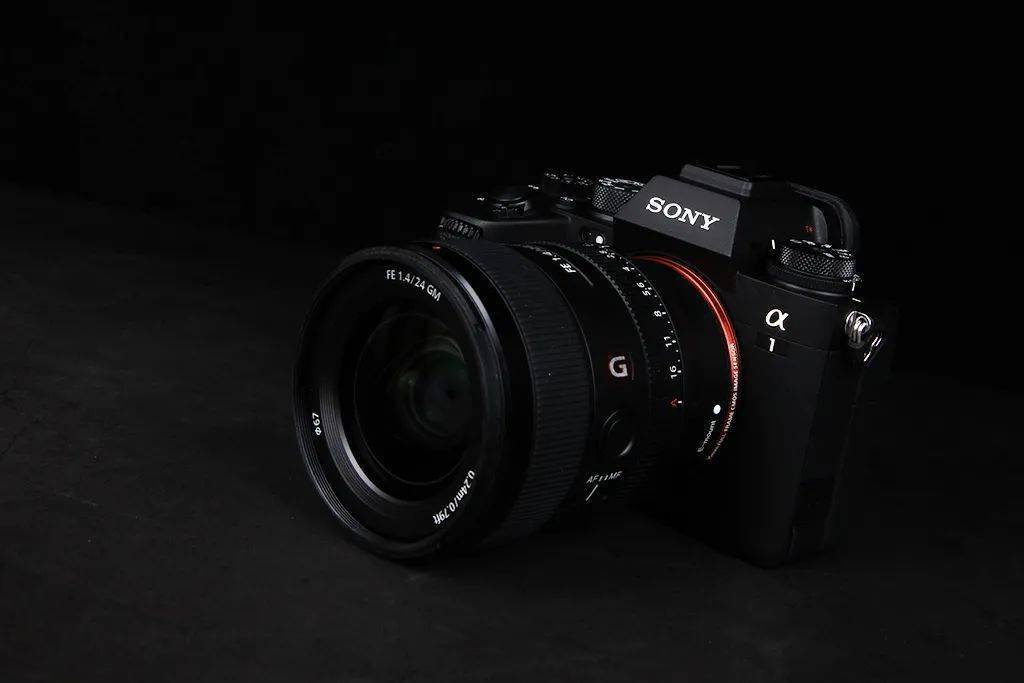 数码单反相机发展简史心得,关于单反相机的发展趋势