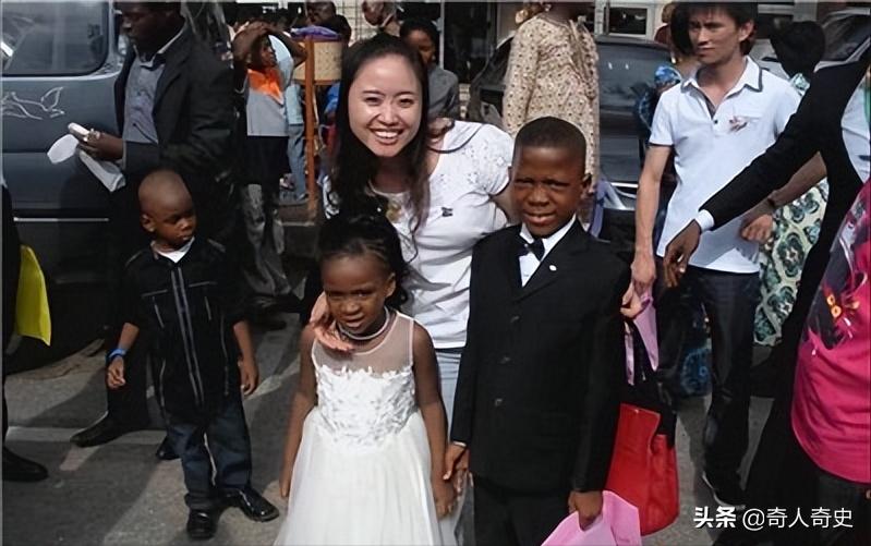 湘妹子的非洲十年：租6个携带枪支的警察做保镖，而今依然在非洲