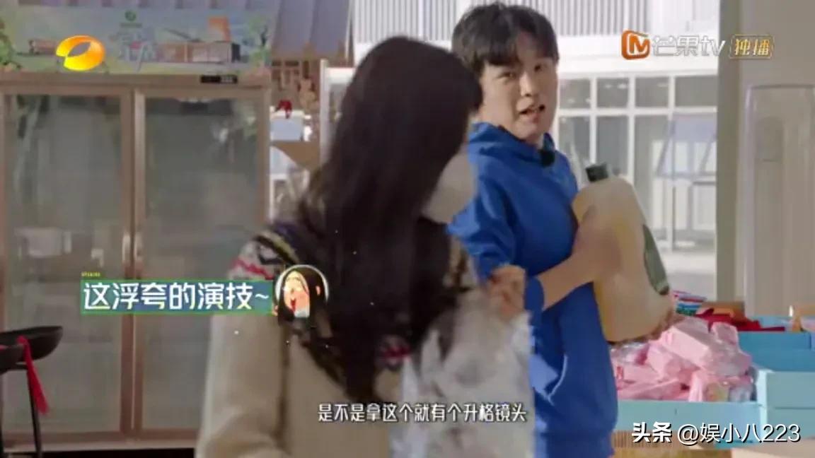 明星扎堆在农村开店，日赚一万，农村钱比城市好赚？