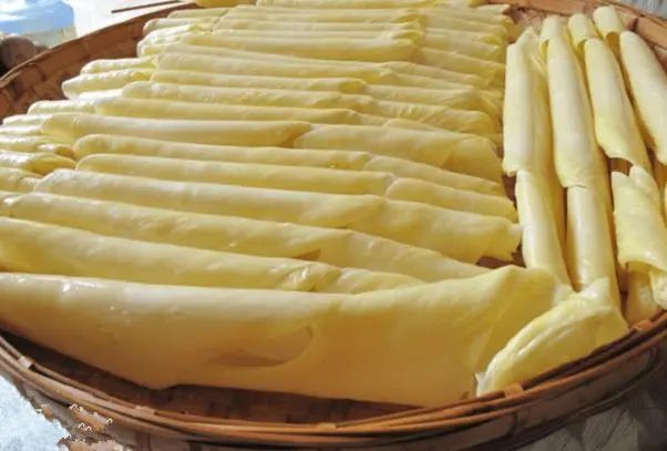 牛奶都喝过吧，那你吃过晒干的“牛奶”吗？