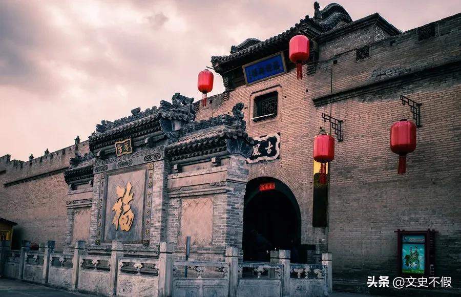 乔家大院乔致庸进银库推倒银子,乔家大院乔致庸全集