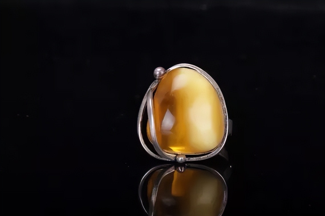 古法手工锤纹戒指,古法花丝蜜蜡戒指