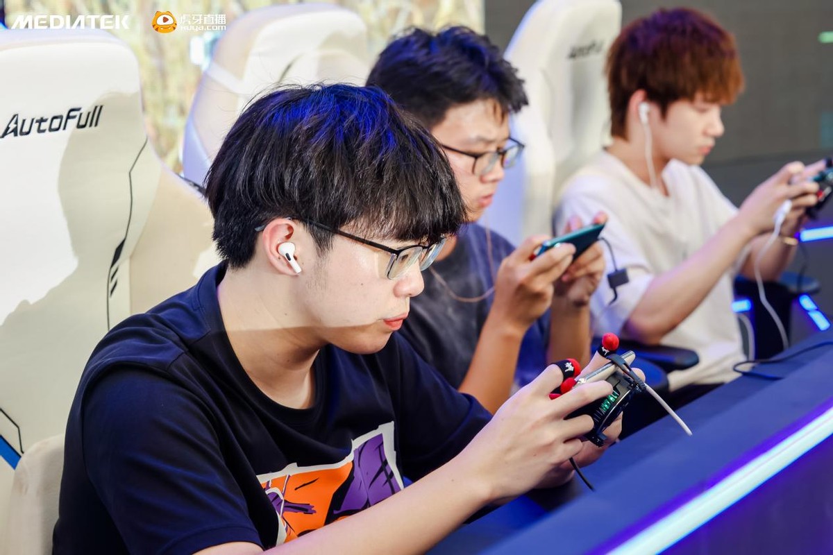 天玑×*牙虎**高能嘉年华燃情谢幕MediaTek天玑助力电竞名手决胜赛场