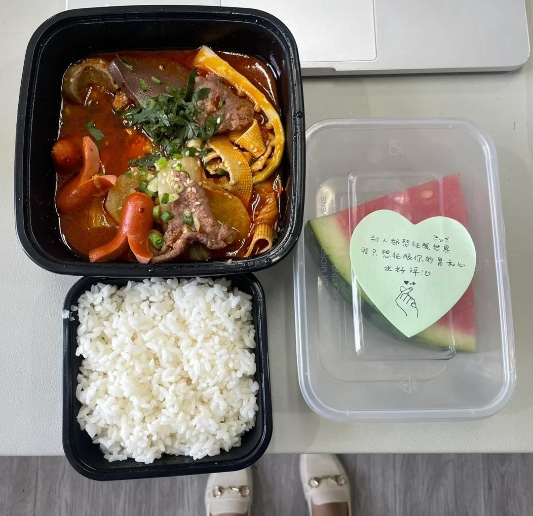 火锅连锁求生记，海底捞的痛你不懂