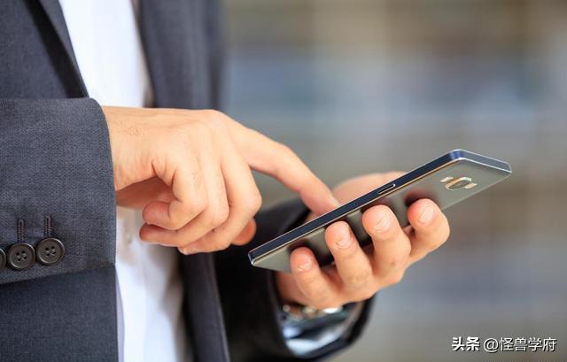 逼死丈夫索要千万，“毒妻”翟欣欣撤回上诉，并偿还巨额现金