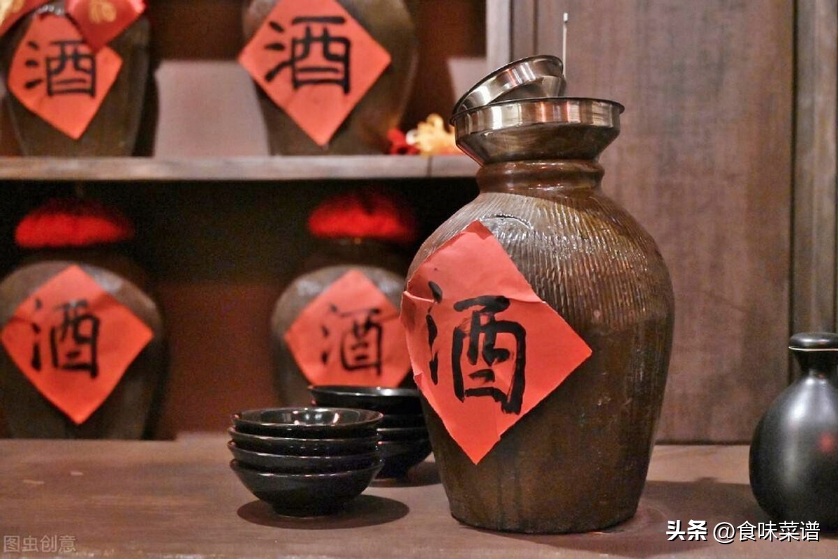 众多韩国游客涌向中国，说是旅游，走时包中却装满白酒，啥情况？