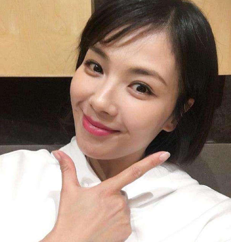 中年女人护肤步骤操作顺序,女人过25岁适合哪些护肤品