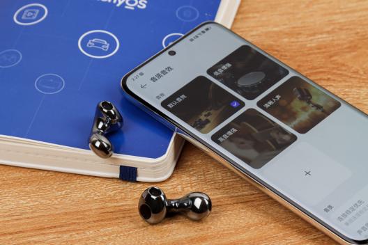 华为FreeBuds5体验评测：“水滴”造型不负澎湃好音质！