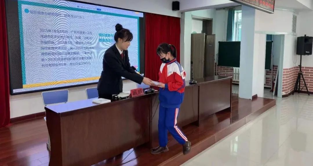 【法治副校长+公众开放日】法治第一课：崇尚科学反对*教邪**——我是小小“宣传员”（逸夫小学篇）