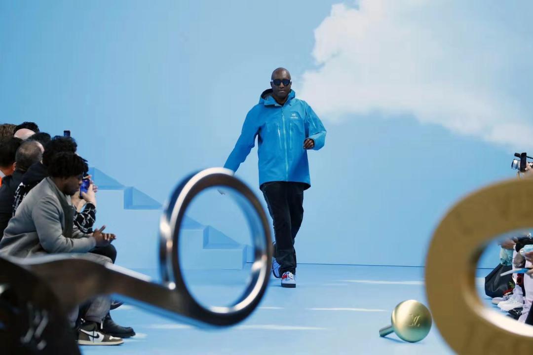 patagonia和始祖鸟抓绒,patagonia和始祖鸟冲锋衣哪个好