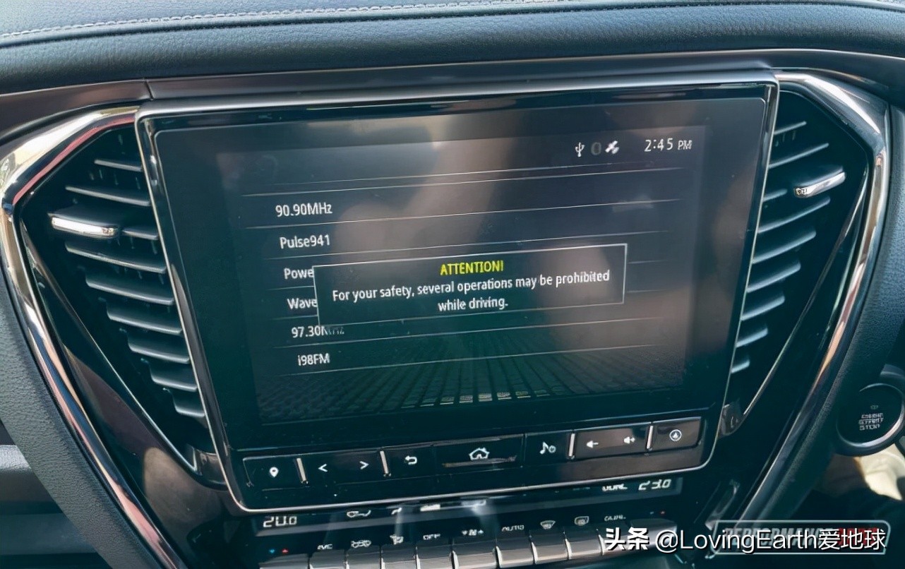 五十铃mux2023款柴油版试驾视频,2023款五十铃mux皮卡改装款