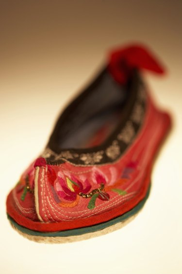 情人节送女生什么礼物实用呢,情人节礼物推荐送女生什么