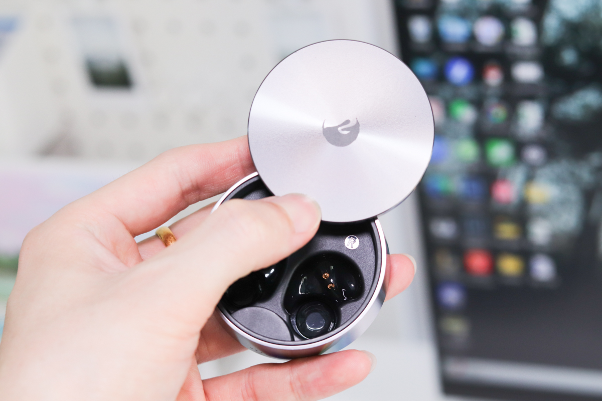 惠威AW-75耳机试听,惠威蓝牙耳机aw-85怎么样