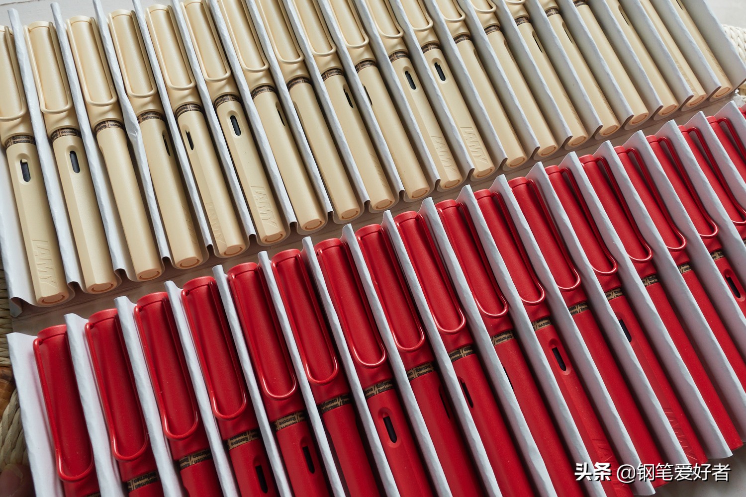 lamy凌美钢笔太空联名,lamy凌美钢笔草莓红