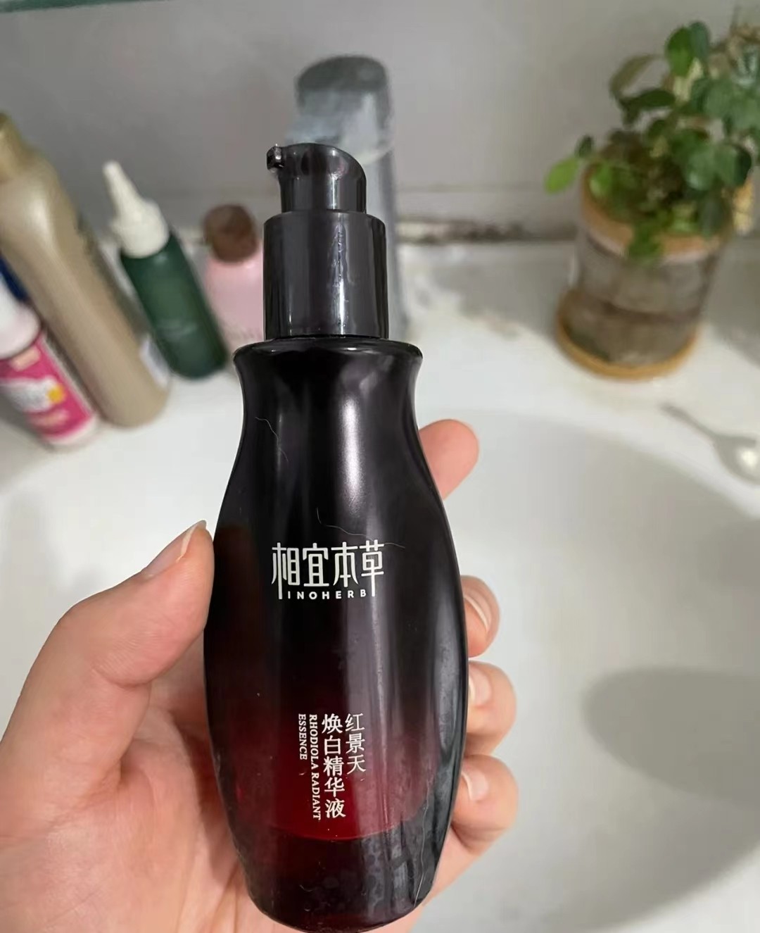 资生堂美白精华液效果怎么样,好用的美白精华液红黑榜