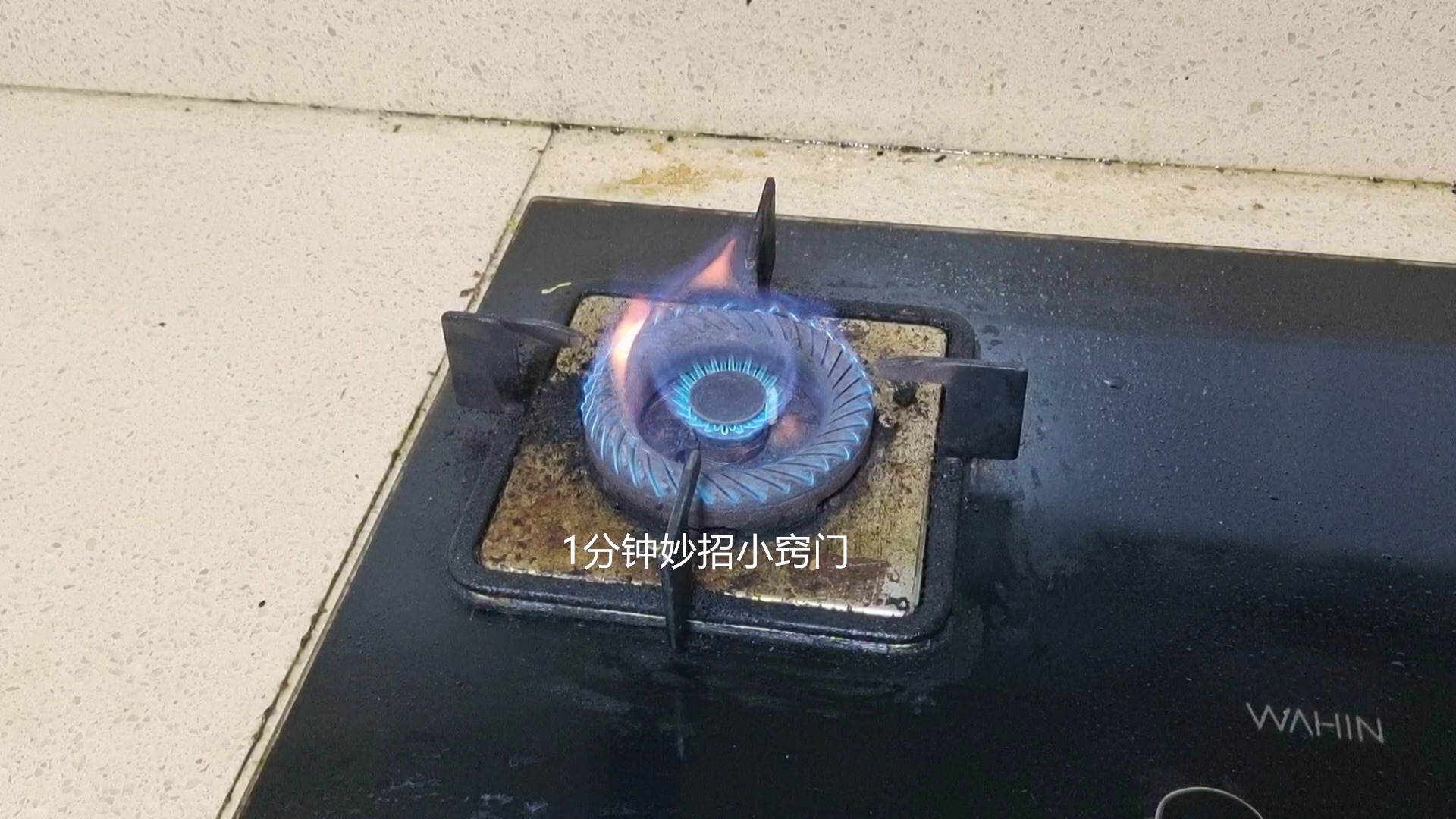 西红柿去皮用开水烫一下会褪色么,给西红柿去皮哪种方法更安全方便