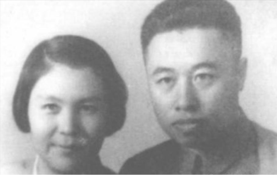 1964年，一妇女主动接近主席遭警卫阻拦，周总理连忙制止