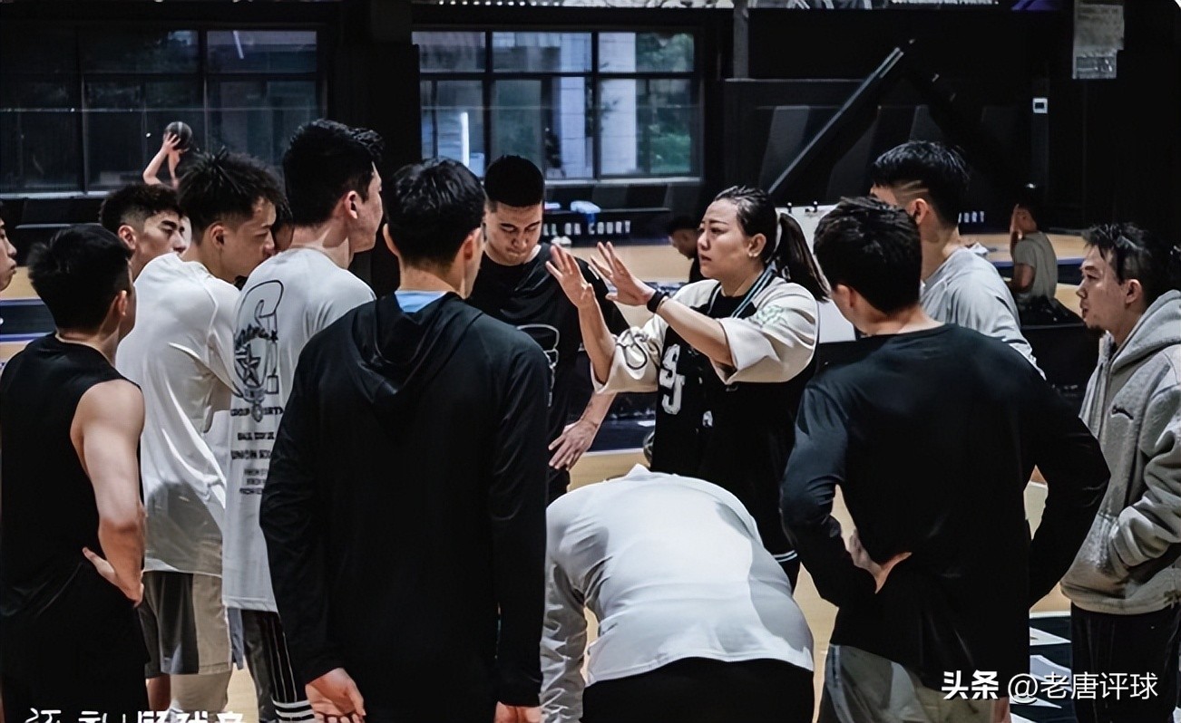 打野球赚一个亿,打野球靠什么赚钱