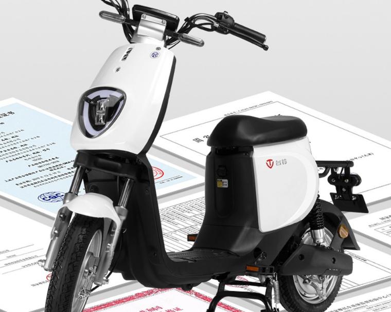 九号小牛雅迪电动车哪个好,雅迪小牛九号怎么选