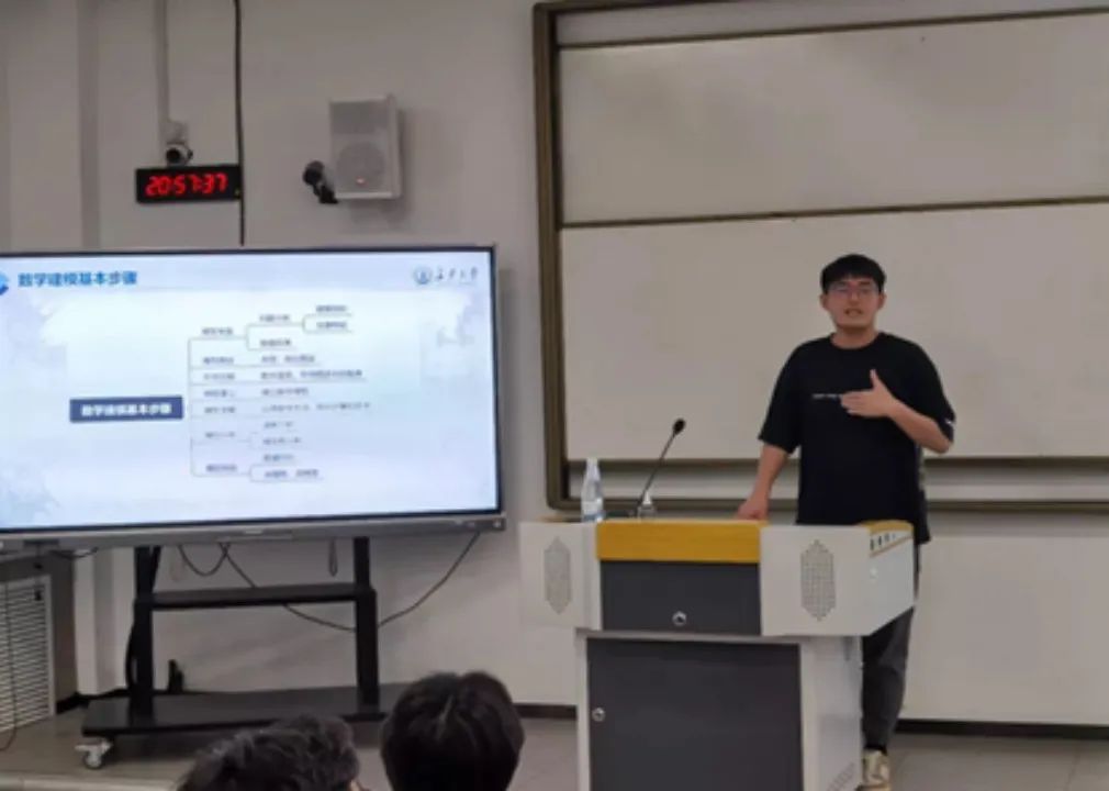 沈阳建筑大学75周年大会视频,沈阳建筑大学建校70周年晚会