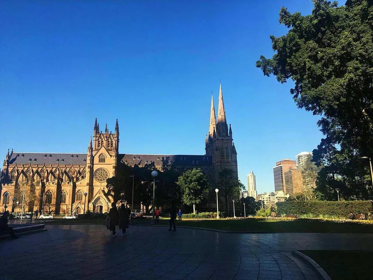 小议欧洲中世纪大学教师:教会对教育的掌控及认证资格的见证者