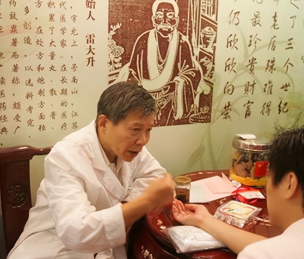 口苦和脾胃的关系,口苦跟胆的关系