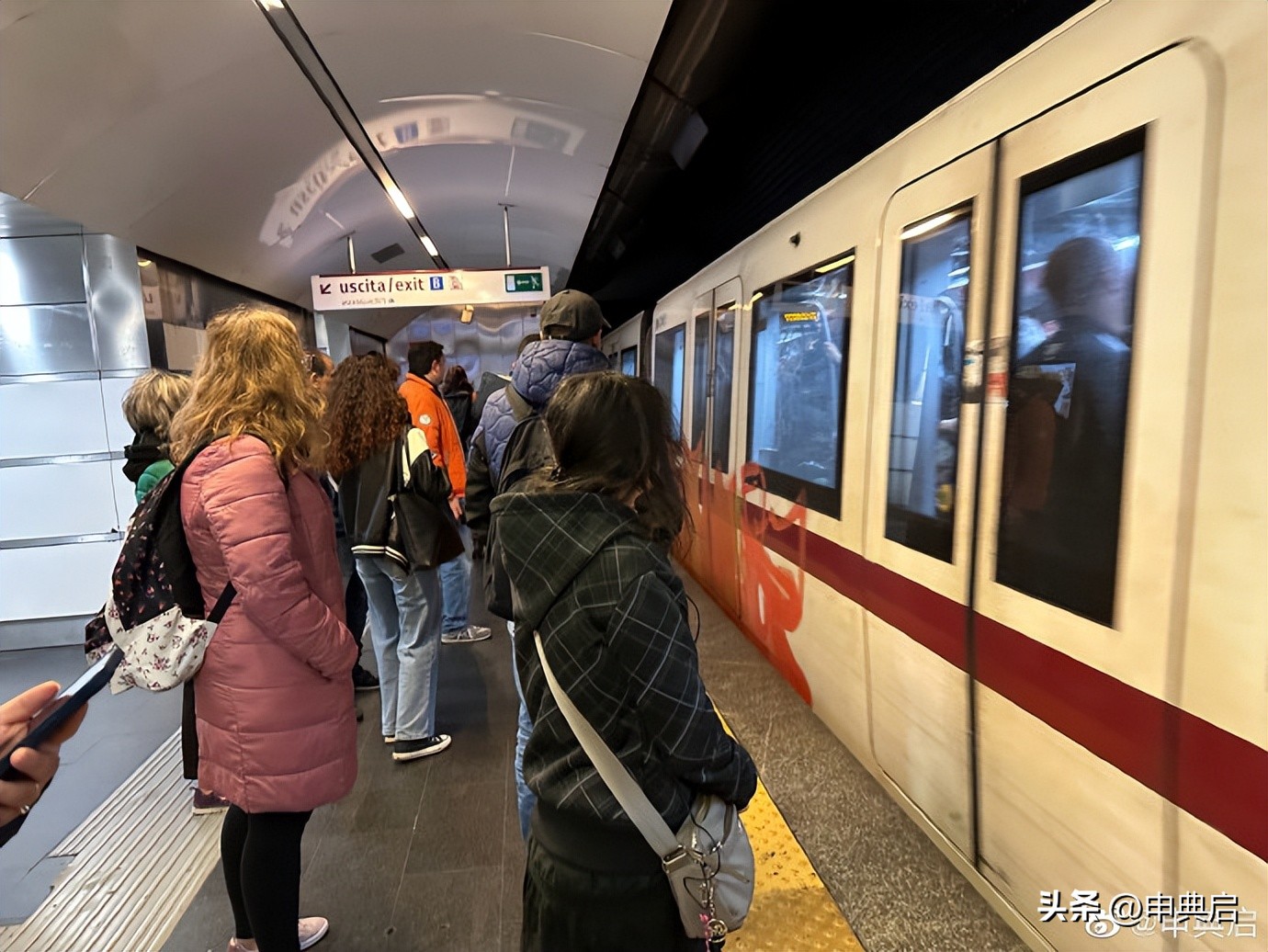 意大利为什么讨厌吃菠萝披萨,法国与意大利美食之争