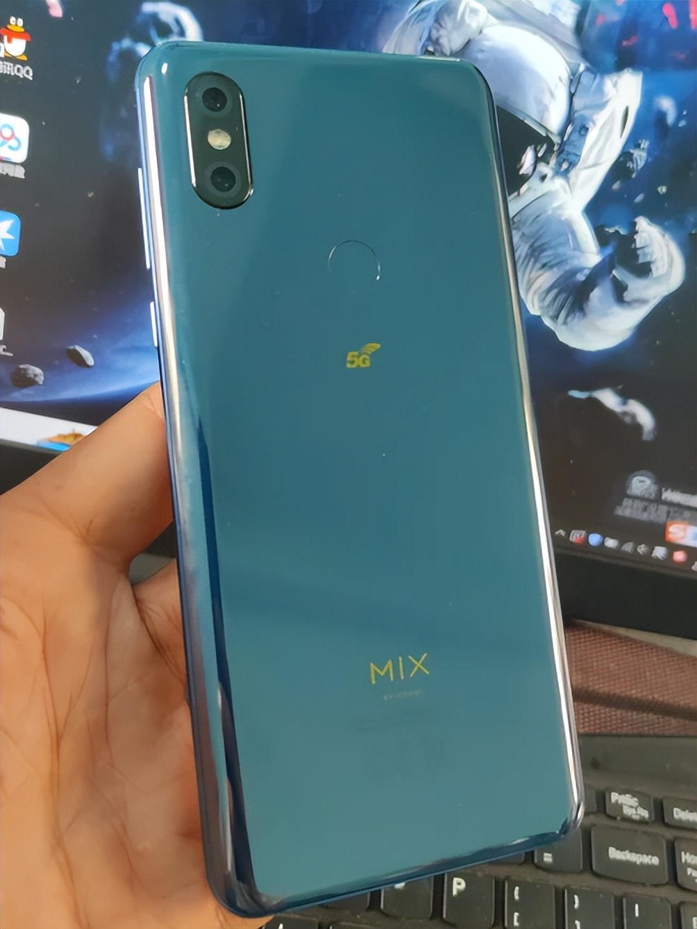 小米高性价比手机推荐2000到3000,小米手机推荐入手价格多少