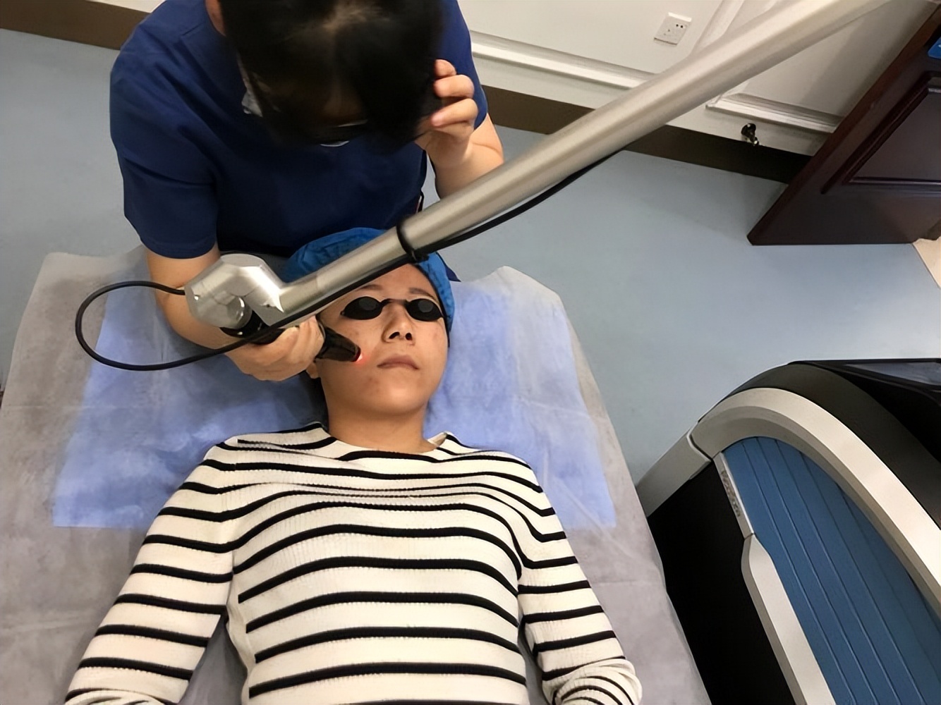 牙膏治疗老年斑小妙招,用生姜和牙膏祛老年斑哪个好