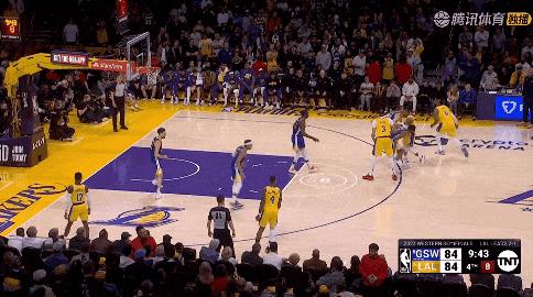湖人勇士g4全场沃克多少分,湖人vs勇士g4第四场沃克