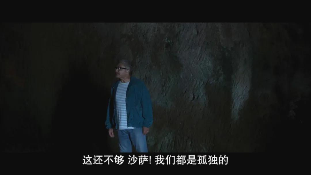 满屏美胸！三观震碎！意大利女人好敢