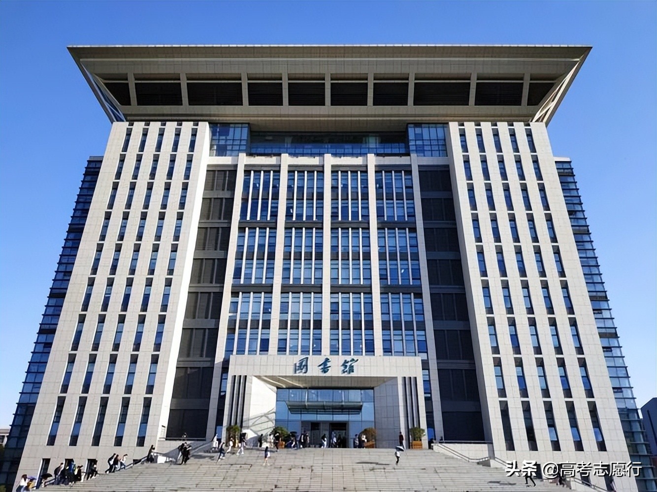 唯二的“财经政法”大学，1所录取分数稍低，报考性价比高