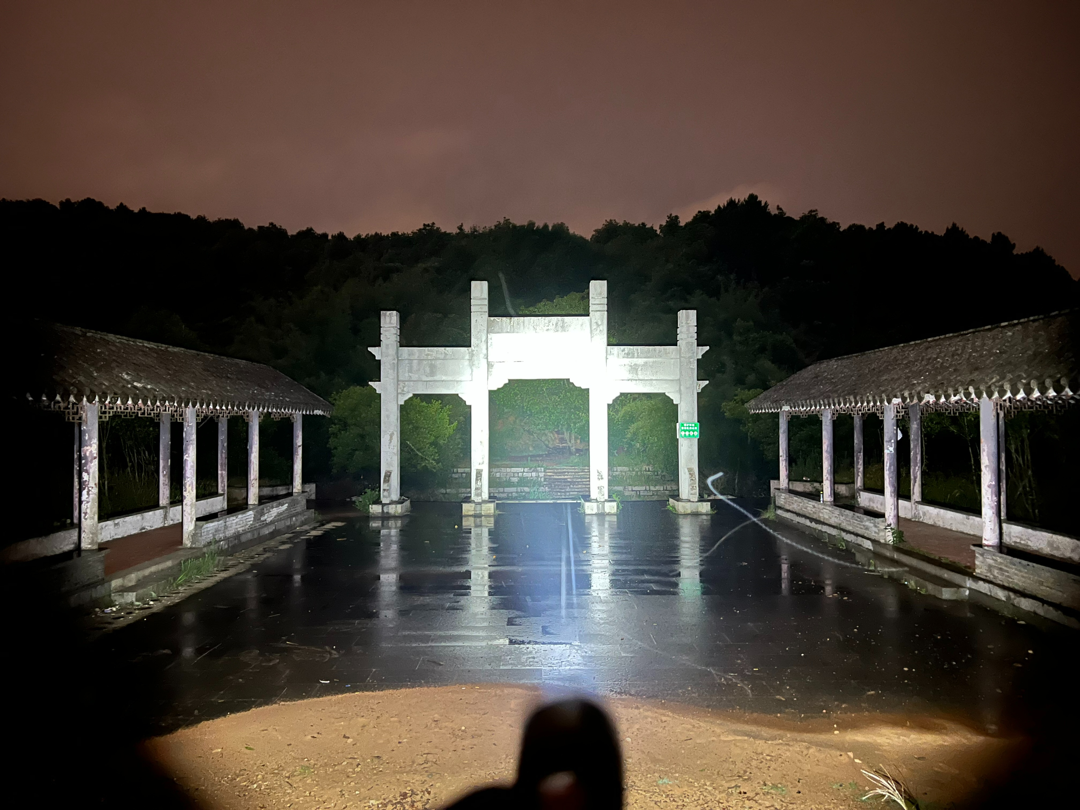 fenix手电测评tk35,fenixtk20uev2.0战术手电