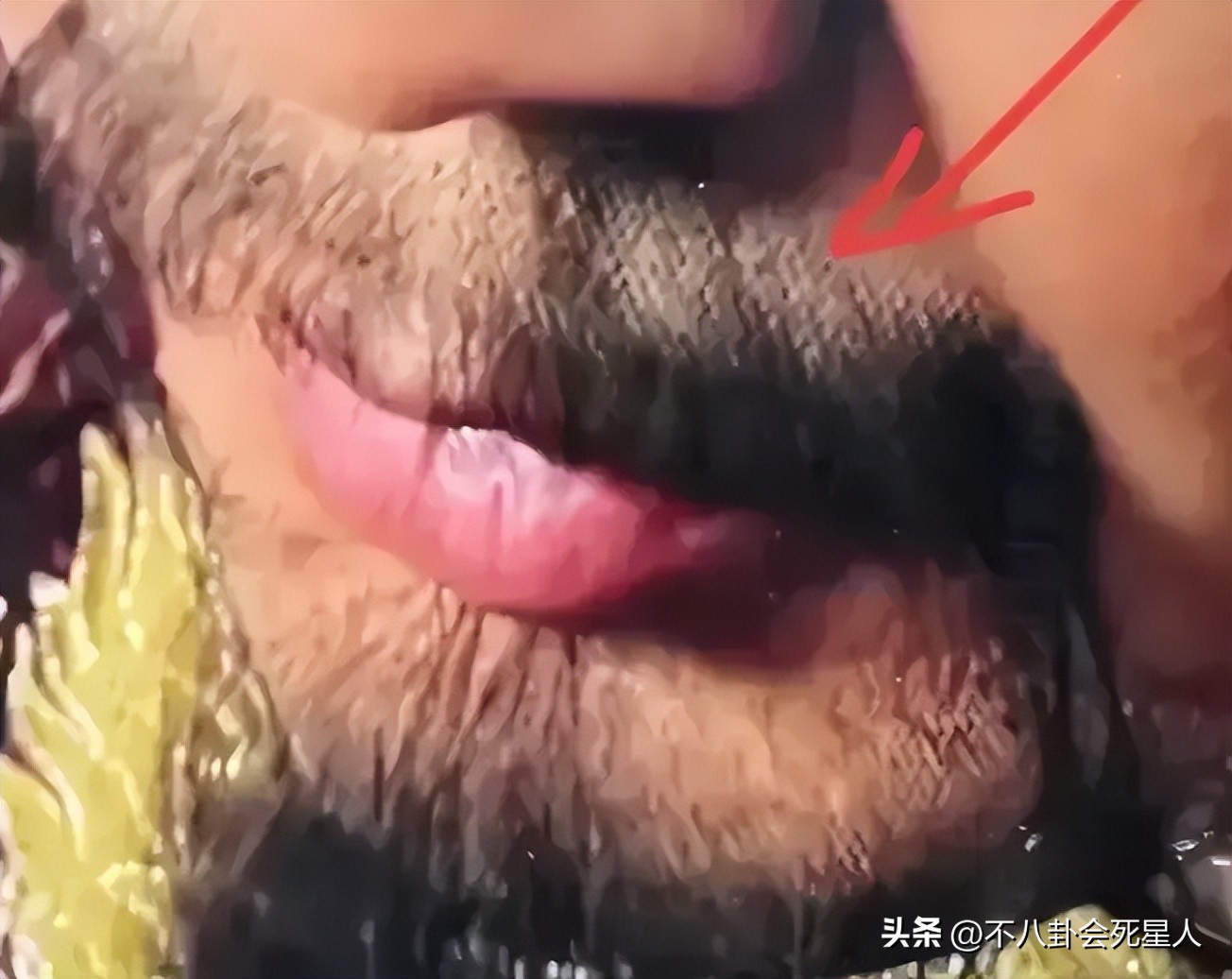 演员假发套穿帮,假发穿帮镜头