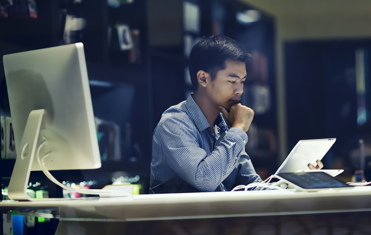 本科毕业难就业的十大专业,本科十大高薪专业出炉