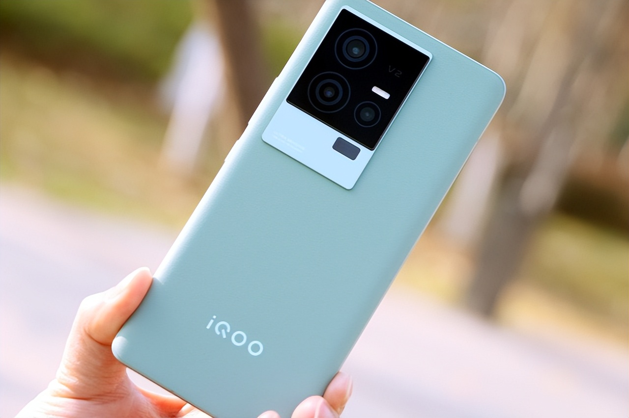 目前处理器最好的游戏手机,处理器性能强的手机