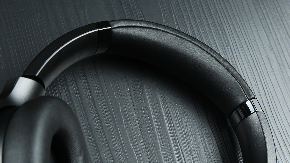 雷蛇头戴式耳机梭鱼专业版,雷蛇梭鱼耳机怎么连接电脑