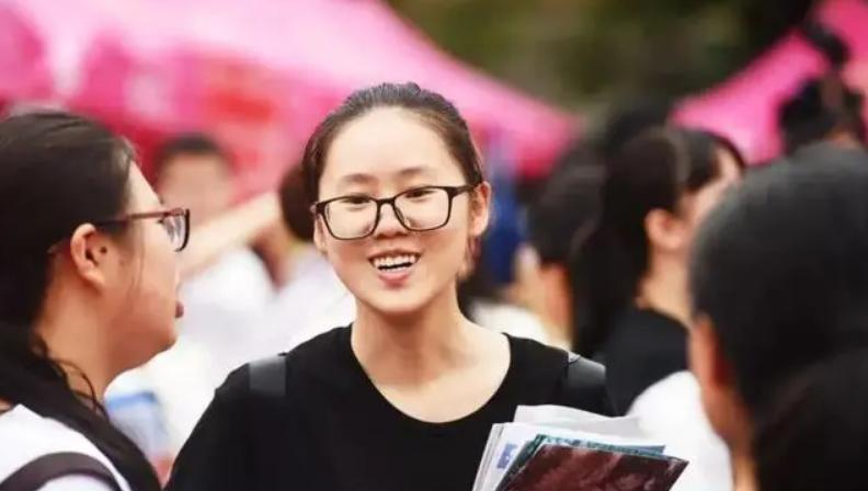 大学本科一本二本三本是什么意思,一本二本三本是什么意思有啥区别