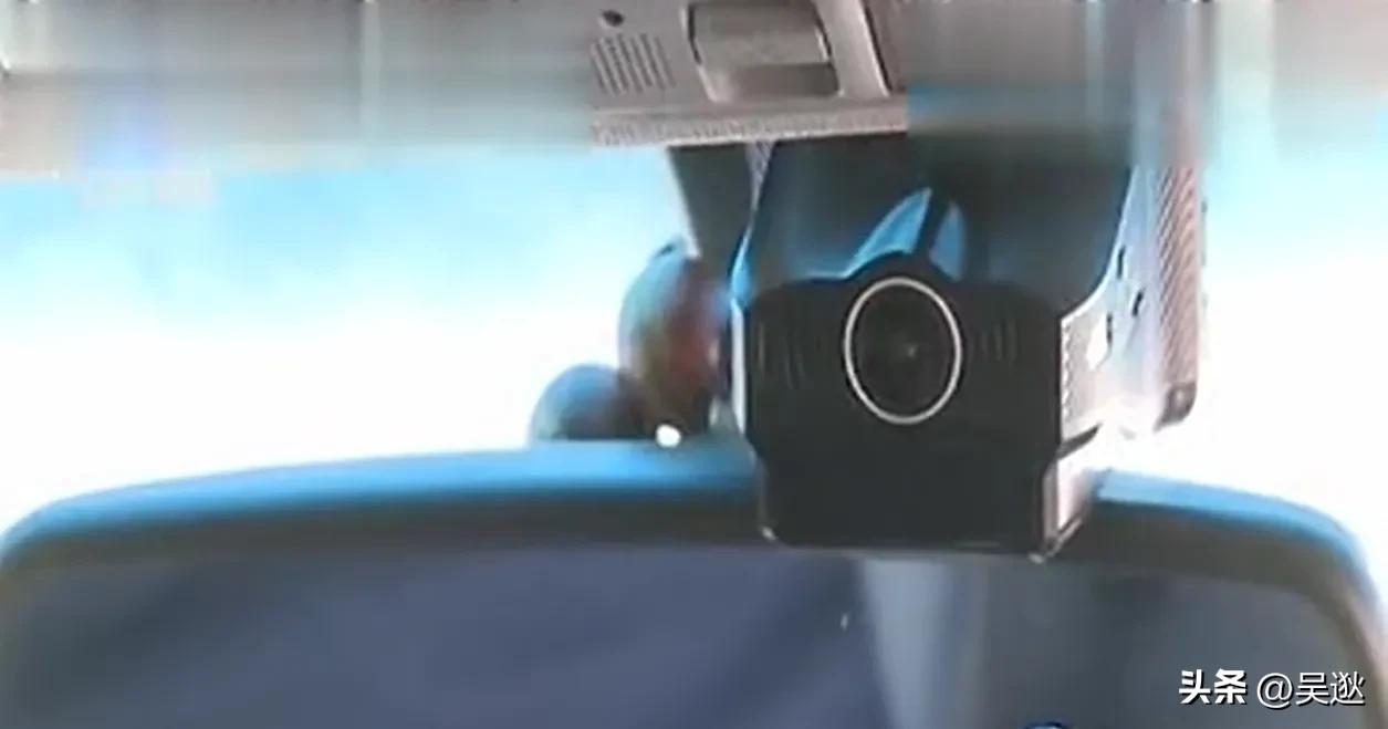 案例：51岁老汉用“听话水”侵犯上百女性，还拍下300部视频